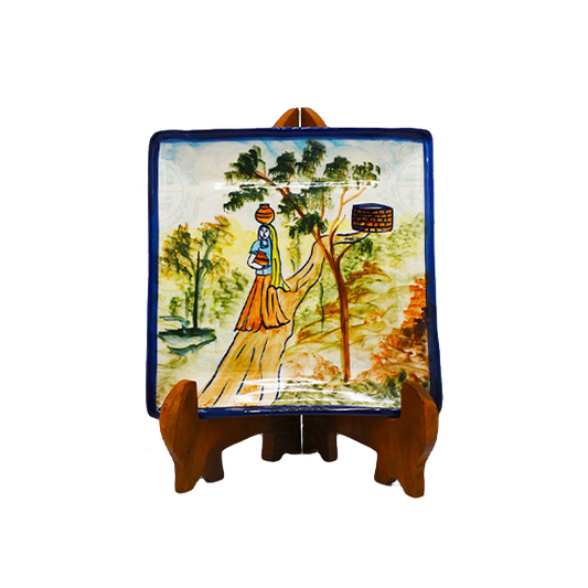 Four-Sided Cultural Dish